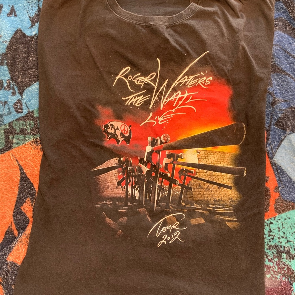 Roger Waters The Wall Live Tour T-Shirt